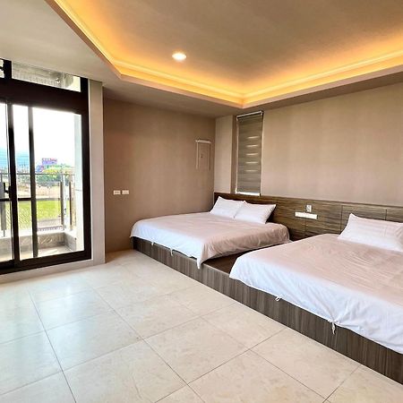 Xin Yi Bed & Breakfast Вужие Екстериор снимка